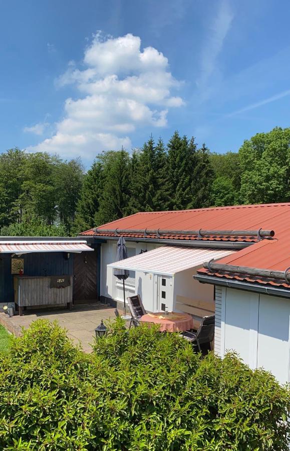 Casita - Sterneferienhaus Mit Garten, Sauna Und Wallbox Kirburg Exterior photo